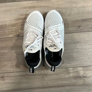 Nike Air Max 270